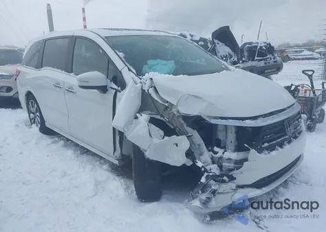 2022 Honda Odyssey Touring z USA, uszkodzony, nr VIN 5FNRL6H8XNB026593